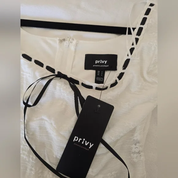 NWT Privy White Crop Top Small Lace Tie Front Cottagecore Long Sleeve Boho - Picture 4 of 11